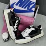 ترویس زنانه سیل بلک ( سفید مشکی)