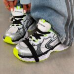 کتاني دخترانه بالانسيگا 3XLسفيد فسفري