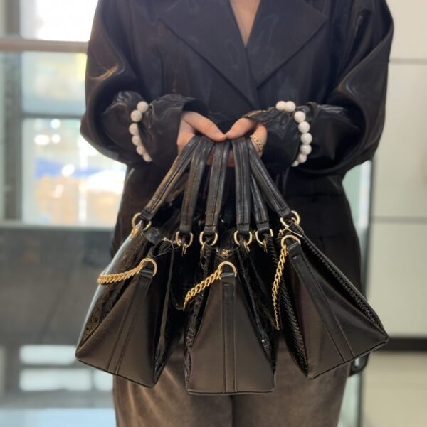 کيف مجلسي ورني Givenchy - Image 1