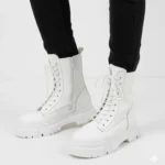 بوت مردانه سفيد برشکا