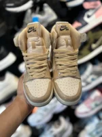 کتونی زنانه جردن ساقدار کرم ورنی - Image 2