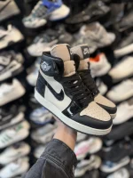 کتونی زنانه جردن ساقدار کرم مشکی ورنی - Image 4