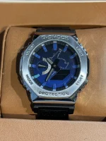 ساعت جي شاکG2100بند برزنتی مشکی صفحه طرحدار - Image 2