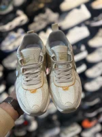 کتوني زنانه v2k کرم - Image 2