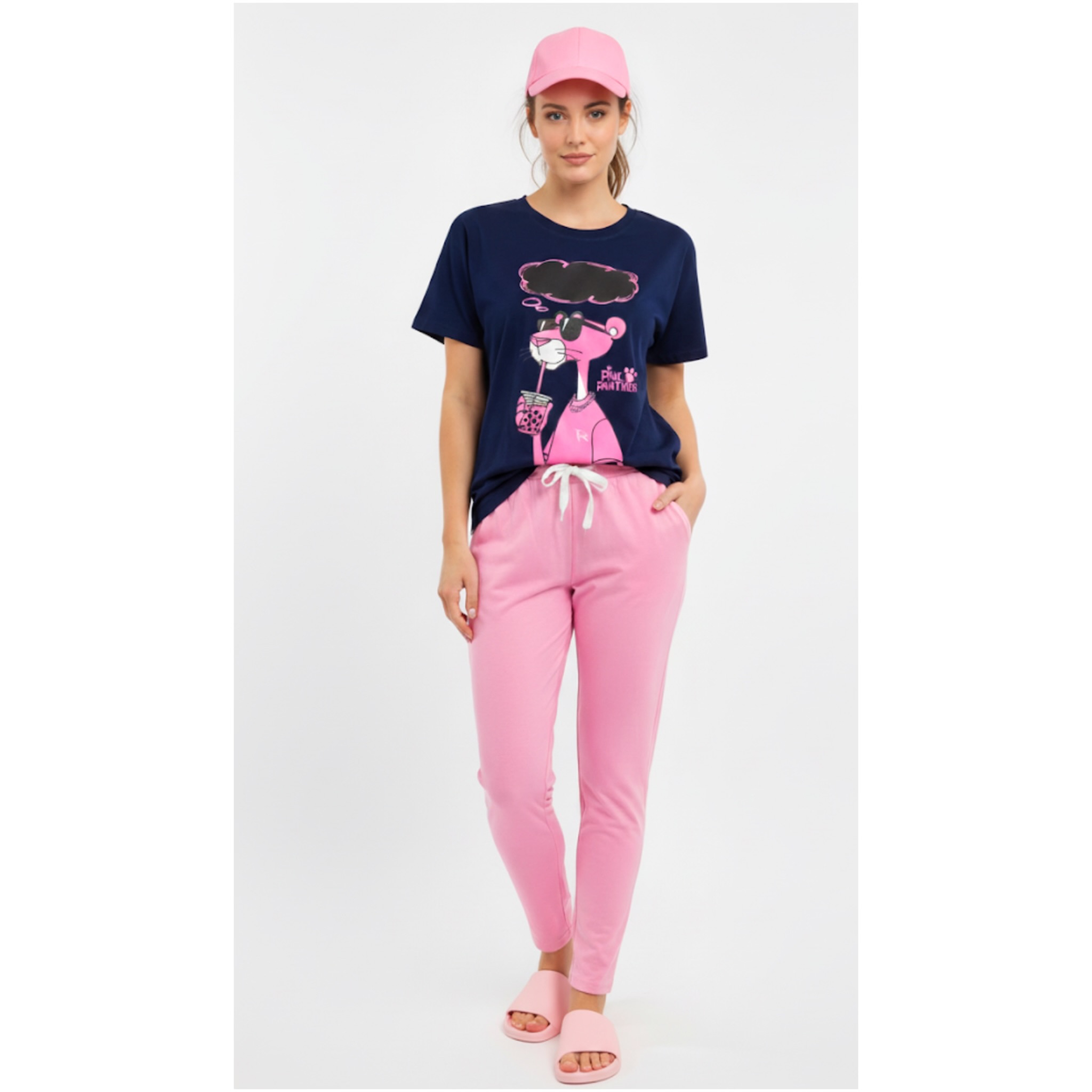 photo-output - 2025-11-07T004141.709 ست دخترانه تيشرت شلوار پلنگ صورتی - Image 1