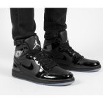 کتونی مردانه جردن ساقدار مشکی ورنی