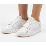 کتونی زنانه ترويس نورث فيس سفيد صورتی