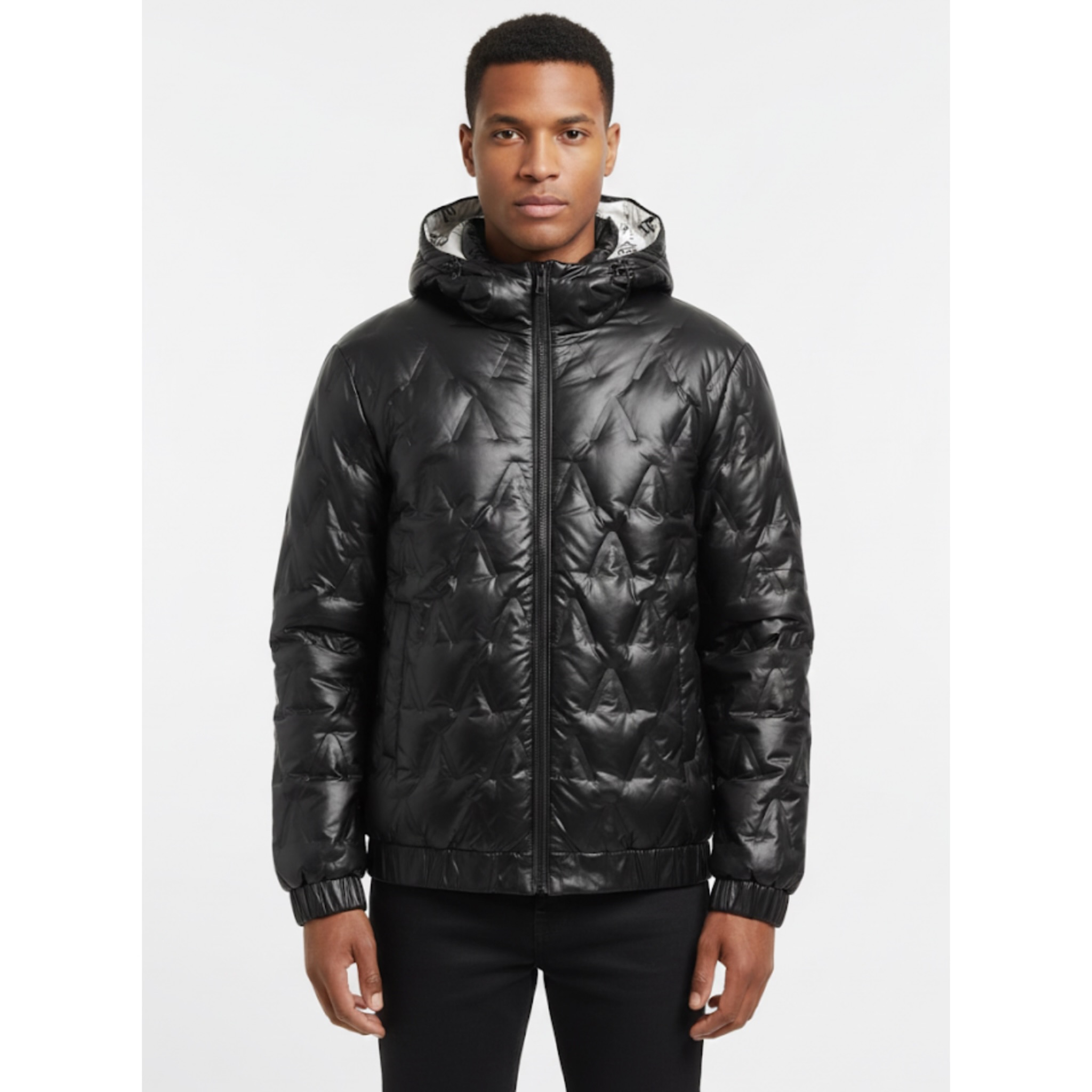 photo-output - 2025-11-24T190746.882 کاپشن پفکی مشکی - Image 1