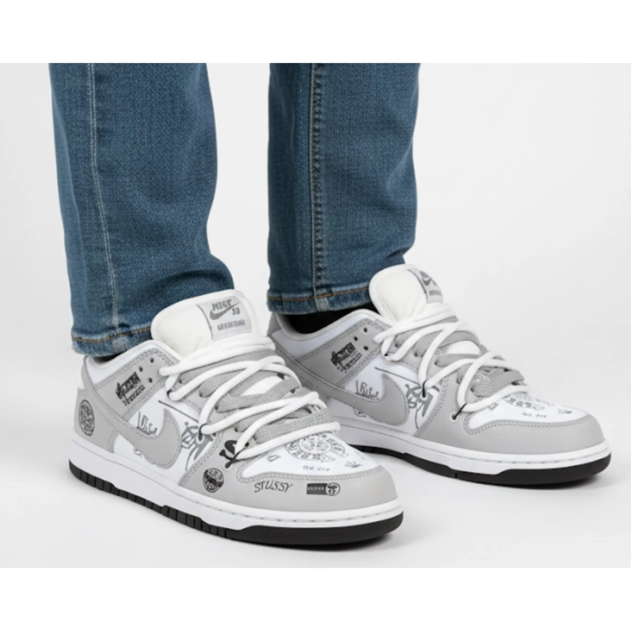 photo-output63 کتونی مردانه دانک طوسی سفيد - Image 1