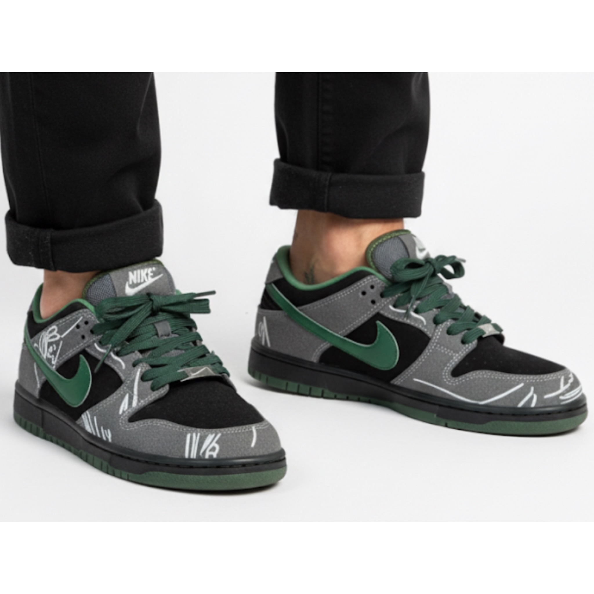 photo-output(67) کتونی نايک اس بی مشکی سبز - Image 1