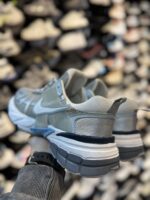 کتونیV2Kمردانه طوسی آبی - Image 2