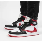 کتونی مردانه ترويس ساقدار مشکی قرمز