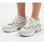 کتونی زنانه V2Kسفيد طوسی