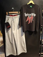 خرید ست تیشرت شلوار جوراب اسپرت مدل Spice it up مشکی با جوراب هماهنگ و شلوار بگ