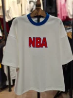 قواره آزاد و اورسایز تیشرت بسکتبالی NBA رنگ سفید مناسب استایل کژوال