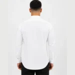 نمای پشتی از پیراهن مردانه یقه دیپلمات برند LV در مزون رم